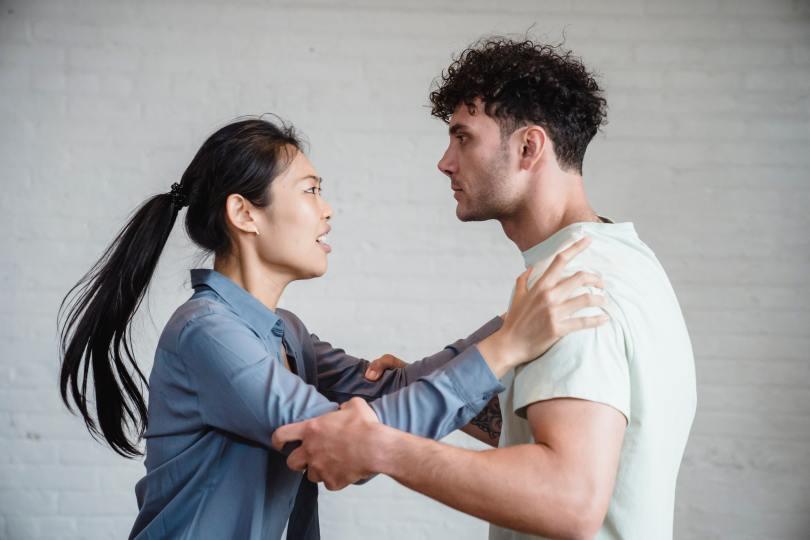 如何面对情绪障碍与人格障碍的伴侣?约定与划定彼此关系中的界线,留给自己出口抒发 内容图2 女神网-大潮社TV实时追踪属于女人新资讯的综合网站! 如何面对情绪障碍与人格障碍的伴侣?约定与划定彼此关系中的界线,留给自己出口抒发 愈心灵 图2张