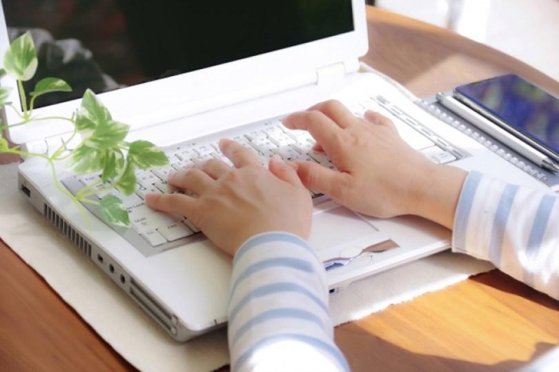 微笑忧郁前兆有哪些?临床心理师洪培芸提出 3 论点:“面具下的你我,快乐吗?” 内容图2 女神网-大潮社TV实时追踪属于女人新资讯的综合网站! 微笑忧郁前兆有哪些?临床心理师洪培芸提出 3 论点:“面具下的你我,快乐吗?” 愈心灵 图2张