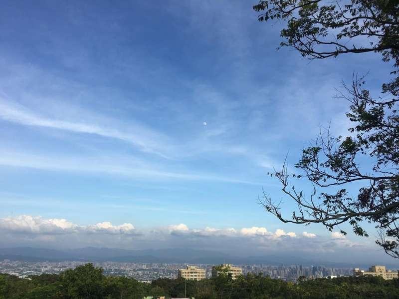 避开拥挤人潮!连假出游台中 10 秘境推荐:梦幻步道还有绝美落羽松 内容图3 女神网-大潮社TV实时追踪属于女人新资讯的综合网站! 避开拥挤人潮!连假出游台中 10 秘境推荐:梦幻步道还有绝美落羽松 乐生活 图3张