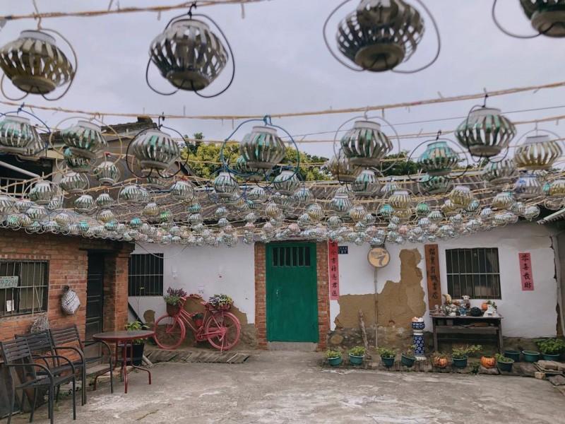 苗栗后龙景点 14 选!绝美海岸线、彩虹便利商店...等你来踩点 内容图13 女神网-大潮社TV实时追踪属于女人新资讯的综合网站! 苗栗后龙景点 14 选!绝美海岸线、彩虹便利商店...等你来踩点 乐生活 图13张