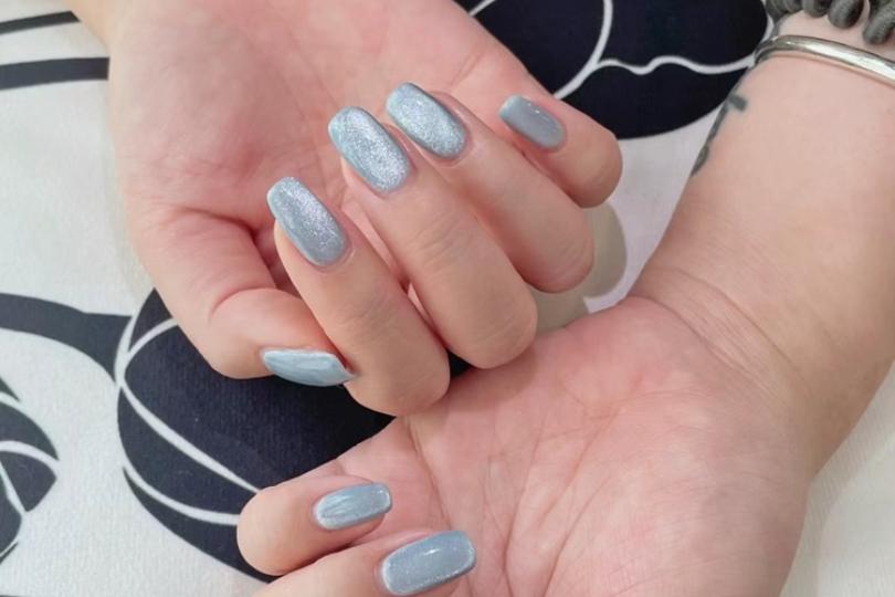 2024 春夏首选美甲色“宝宝蓝”:注入青春活力的软萌色调 内容图4 女神网-大潮社TV实时追踪属于女人新资讯的综合网站! 2024 春夏首选美甲色“宝宝蓝”:注入青春活力的软萌色调 乐生活 图4张