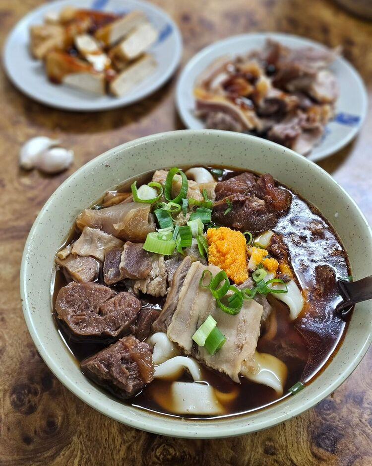 2024 牛肉面大赏!精选台北 7 家必吃:部落客最爱、米其林必比登认证 内容图7 女神网-大潮社TV实时追踪属于女人新资讯的综合网站! 2024 牛肉面大赏!精选台北 7 家必吃:部落客最爱、米其林必比登认证 乐生活 图7张