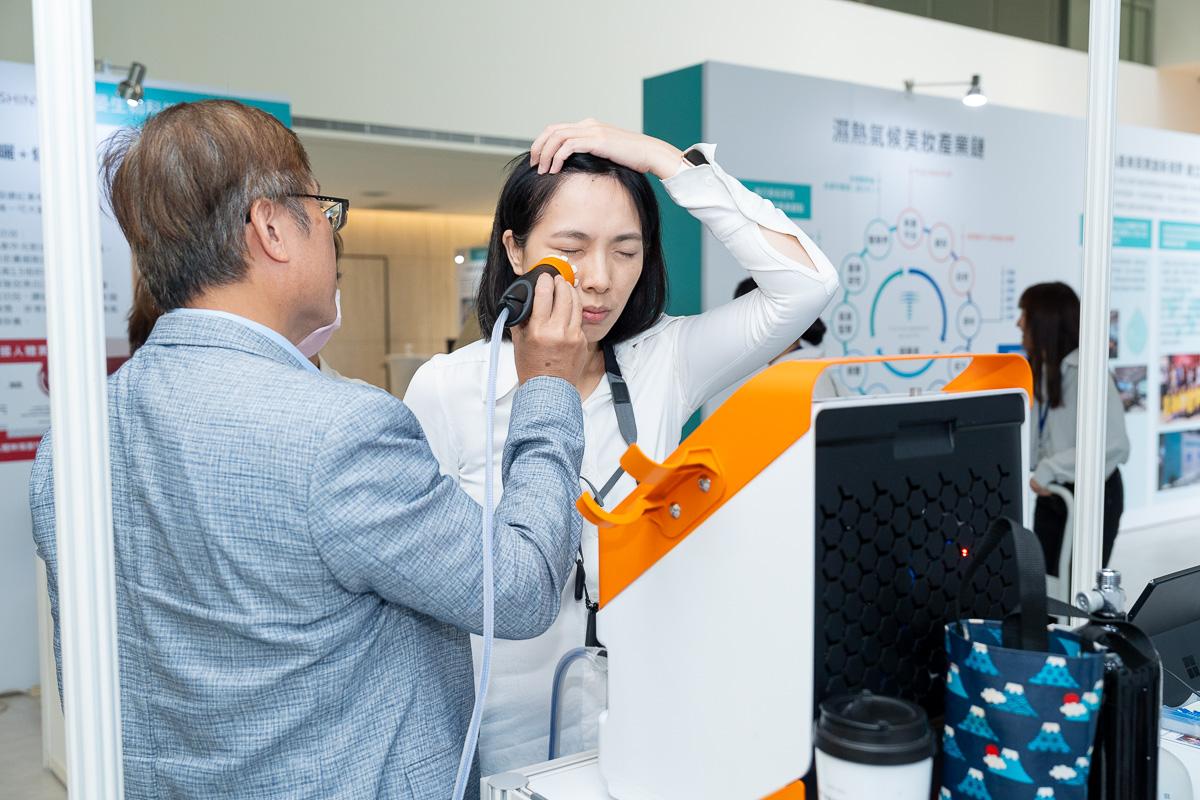 【气候美研加速器】泷仪生医王耀贤|电浆美容界的奥兰迪尔之光 内容图4 女神网-大潮社TV实时追踪属于女人新资讯的综合网站! 【气候美研加速器】泷仪生医王耀贤|电浆美容界的奥兰迪尔之光 乐生活 图4张