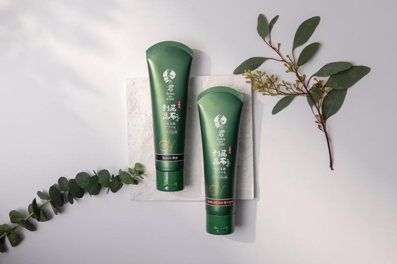 视觉年龄少 10 岁!来自日本“遮白发神器”,在家就能重塑逆龄秀发 内容图1 女神网-大潮社TV实时追踪属于女人新资讯的综合网站! 视觉年龄少 10 岁!来自日本“遮白发神器”,在家就能重塑逆龄秀发 乐生活 图1张