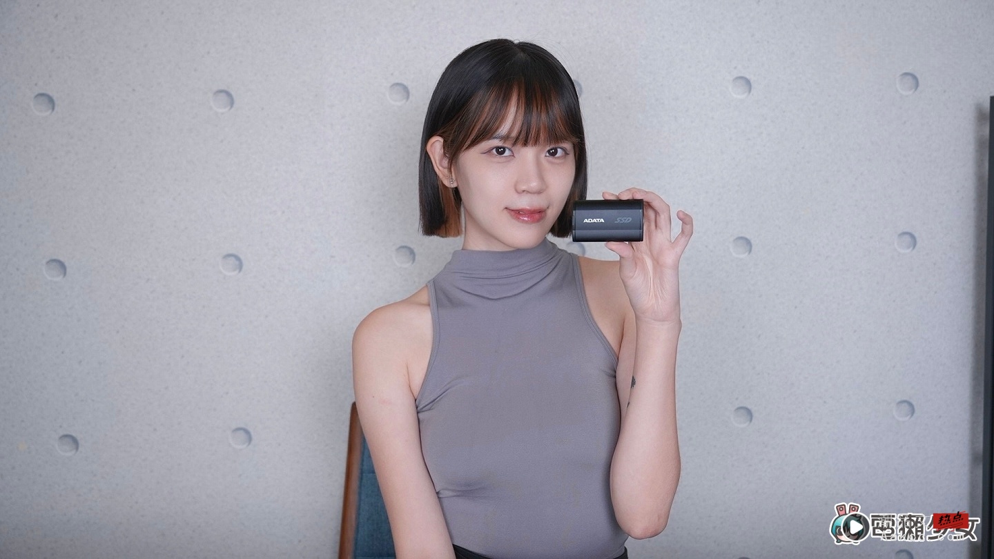 ADATA SD810 2TB 外接式固态硬碟 耐用与效能兼具的行动储存利器! ADATA SD810 2TB 外接式固态硬碟 耐用与效能兼具的行动储存利器!
