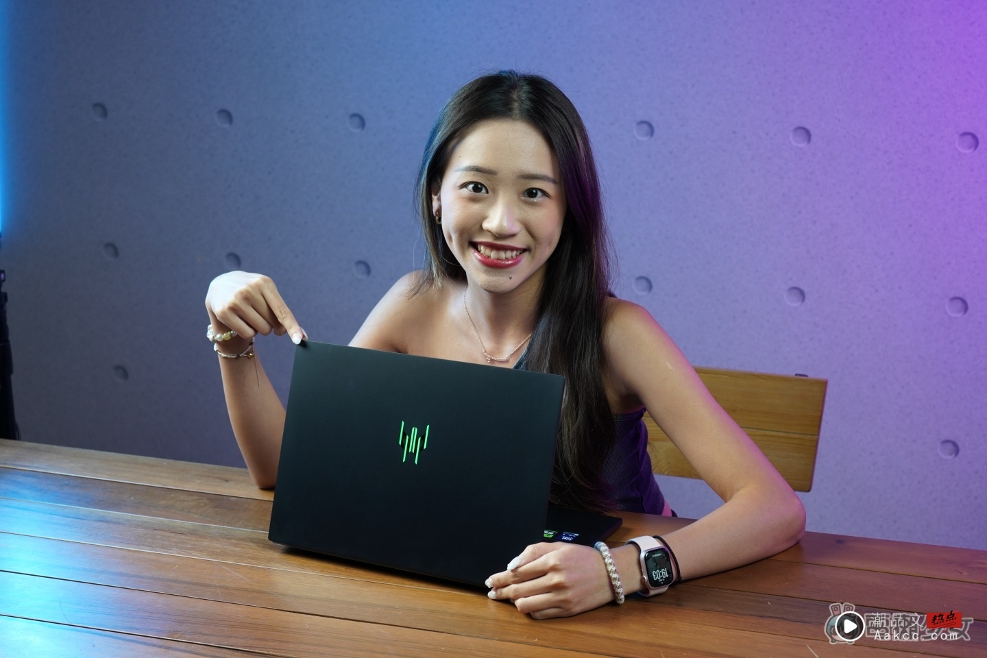 【开箱】Acer Predator Triton 14 AI 开箱:超好按的电竞 + 创作者笔电 【开箱】Acer Predator Triton 14 AI 开箱:超好按的电竞 + 创作者笔电