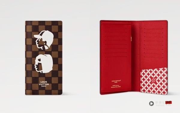 2025 LV 皮夹推荐|男女经典款、热门新款价格总整理,一篇搞懂入门必买指南! 内容图12 新潮社-实时最新热点娱乐时尚美妆等新闻资讯网站! LV Brazza长夹,为Pharrell Williams与Nigo联名款,在Damier Ebene帆布上印有Q版肖像