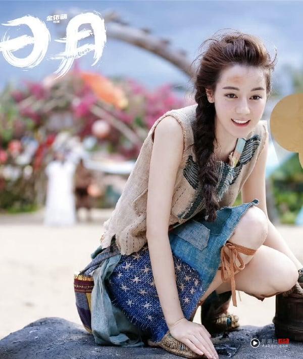 4部迪丽热巴待播新剧推荐!《利剑玫瑰》化身霸气女警定档7月、这部妆造美过AI震撼网友 内容图11 新潮社-实时最新热点娱乐时尚美妆等新闻资讯网站! 迪丽热巴待播作品盘点!!