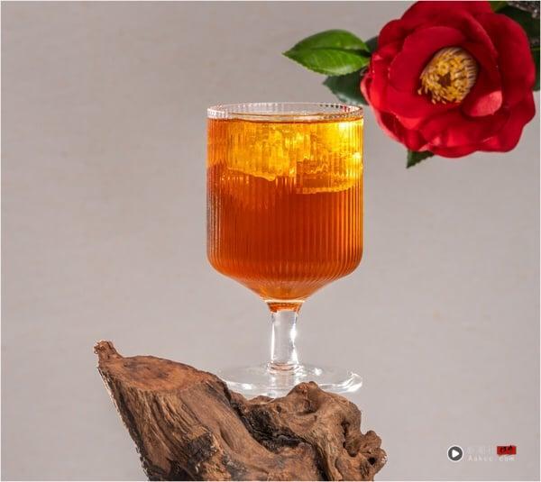 买一送一!手摇新品:UG茶王、茶后必喝再推买一送一、五桐号焙茶必喝,OOO开心果回归 内容图7 新潮社-实时最新热点娱乐时尚美妆等新闻资讯网站! UG必喝茶王“三窨十五茉”、茶后“茶花红乌龙”再推买一送一优惠