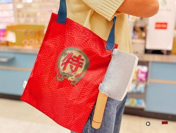 超商新品!全家联名小当家推2款联名泡面,再推限量购物袋、酱料碟必收,还有超值优惠 内容图3 新潮社-实时最新热点娱乐时尚美妆等新闻资讯网站! 全家联名小当家实用话题周边必收藏!