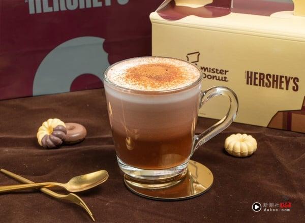 巧克力控冲!Mister Donut联名HERSHEY’S“浓郁可可季”10/31开卖,10款联名必吃 内容图6 新潮社-实时最新热点娱乐时尚美妆等新闻资讯网站! Mister Donut联名HERSHEY’S再推可可饮品