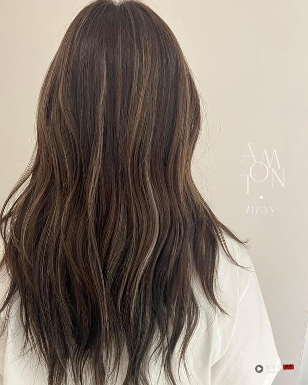 线条染是什么?15款“线条染”发色趋势范本,优缺点&维护攻略 内容图14 新潮社-实时最新热点娱乐时尚美妆等新闻资讯网站! 线条染是什么?15款2025“线条染”发色趋势范本,优缺点&维护攻略