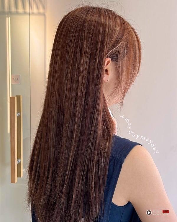 线条染是什么?15款“线条染”发色趋势范本,优缺点&维护攻略 内容图17 新潮社-实时最新热点娱乐时尚美妆等新闻资讯网站! 线条染是什么?15款2025“线条染”发色趋势范本,优缺点&维护攻略