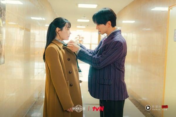 Netflix中国台湾人气排行榜TOP10!《浪漫匿名者》《台风商社》都输《许我耀眼》,冠军是它 内容图2 新潮社-实时最新热点娱乐时尚美妆等新闻资讯网站! Netflix中国台湾人气排行榜TOP10!《浪漫匿名者》《台风商社》都输《许我耀眼》,冠军是它