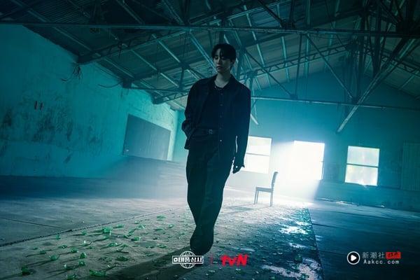 Netflix中国台湾人气排行榜TOP10!《浪漫匿名者》《台风商社》都输《许我耀眼》,冠军是它 内容图4 新潮社-实时最新热点娱乐时尚美妆等新闻资讯网站! Netflix中国台湾人气排行榜TOP10!《浪漫匿名者》《台风商社》都输《许我耀眼》,冠军是它