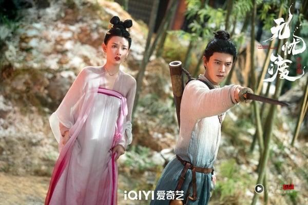 《许我耀眼》无冷场!10部2025好看到“能从头到尾看完”电视剧!这部8.3分神剧错过很可惜 内容图7 新潮社-实时最新热点娱乐时尚美妆等新闻资讯网站! 古装志怪电视剧《无忧渡》剧照,任嘉伦饰演的猎魔人宣夜。