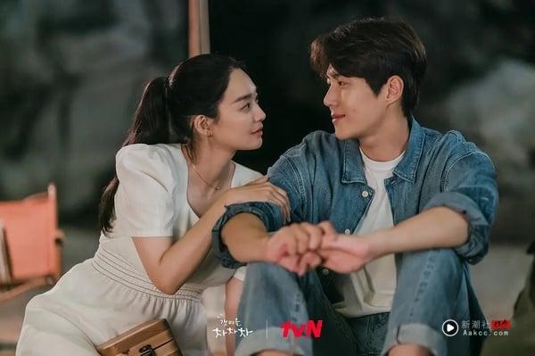 好看韩剧排行榜TOP10!《台风商社》《苦尽柑来》都输《宇宙Marry Me》第3,冠军确实神 内容图8 新潮社-实时最新热点娱乐时尚美妆等新闻资讯网站! 好看韩剧排行榜TOP10!《台风商社》《苦尽柑来》都输《宇宙Marry Me》第3,冠军确实神