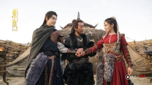 10部“史上最难走出来”超好看电视剧!《入青云》《东宫》被提名,第十部好看到无法出坑 内容图6 新潮社-实时最新热点娱乐时尚美妆等新闻资讯网站! 电视剧《东宫》结局,李承鄞(陈星旭饰)孤独终老,踏上寻找小枫之路的悲剧场景。