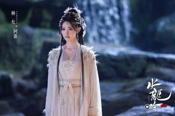 网评2025最好看的“大男主电视剧”TOP7!《暗河传》第7,《水龙吟》第6,冠军确实很好看 内容图5 新潮社-实时最新热点娱乐时尚美妆等新闻资讯网站! 2025武侠剧《水龙吟》剧照,罗云熙饰演的唐俪辞与林允饰演的阿谁,被迫卷入颠覆武林的阴谋。