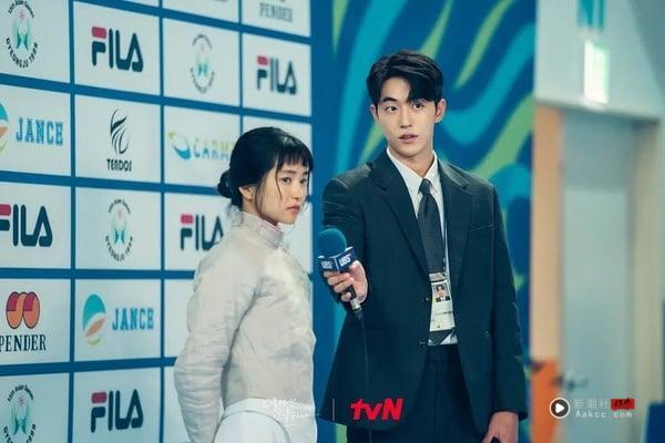 Threads网友公认韩剧神剧TOP8!《模范计程车》第5《爱的迫降》第2,冠军真超越不了! 内容图4 新潮社-实时最新热点娱乐时尚美妆等新闻资讯网站! Threads网友公认韩剧神剧TOP8!《模范计程车》第5《爱的迫降》第2,冠军真超越不了!