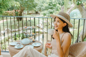 年纪愈大后，拼的是“睡后收入”！她们开始自己的投资计画，每年帮自己加薪30％