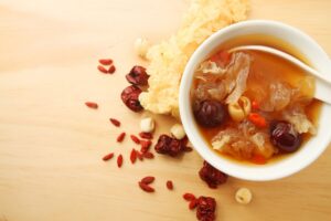 秋燥防过敏先养肺，必吃白色食物！养生2点禁忌