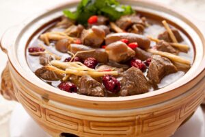 饿过头又晚睡！中医秘传汤疗法：当归羊肉补气汤