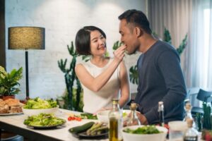 40岁后脾气暴躁？男性也有更年期！饮食4招调节荷尔蒙、找回好体力