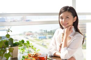 提升免疫力！蛋白质、维生素D、益生菌不可少，营养师教你吃出抵抗力