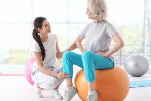 骨质疏松不分男女老少！掌握预防三重点