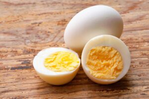 补充叶黄素！眼科权威大推蛋、香蕉、奇异果5大食物，抵抗蓝光、远离眼部危机