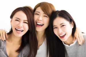 想长寿,笑就对了!研究证实“微笑大笑都比不笑好” 医:不花钱就能健康为何不做?