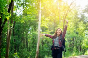 退休后想用双脚走遍世界！医学博士传授4招练出好腿力，为老后生活加分