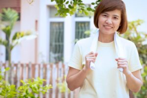 毛巾拧不干、罐头打不开?“肌少症”是老化现象,医师2招减缓肌肉流失