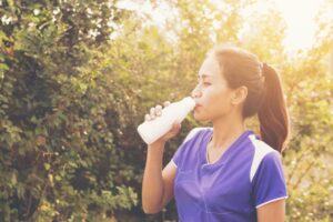 40岁后肌肉年年流失　预防肌少症腿脚无力，3招补充蛋白质