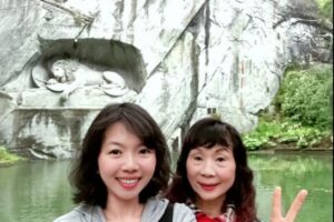 敞开心扉，去迎接世界的美好！罹癌之后，我更常带母亲出国旅行…人生，必须随时做好最坏打算