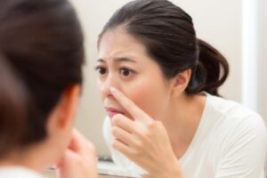 45岁后注意鼻窦癌！出现鼻塞、过敏性鼻炎症状，小心是肿瘤作祟