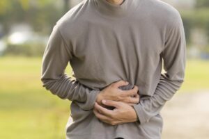 排便不顺就是大肠癌?医师:当心息肉变癌症,3招远离大肠癌