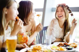 胃癌经常是吃出来的？医师揭罹癌关键：这4类食物尽量少碰，小心养出癌症细胞