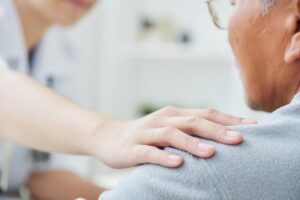 老年人罹癌不适合化疗？医师：视情况而定