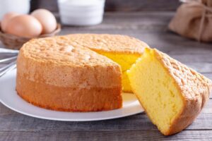 吃蛋糕面包会罹大肠癌吗?名医列3大致癌食物,可能增加癌变、肿瘤细胞生长