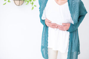 肚子痛以为肌肉拉伤,确诊是十二指肠癌!医师:注意8大症状,当心肿瘤找上门