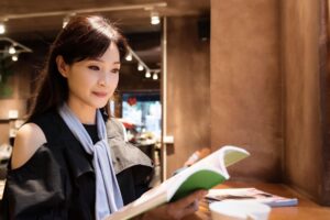 当红时罹癌、父母相继离世,方季惟赴西藏找自我:学着“过慢日子”,烦扰不再轮回