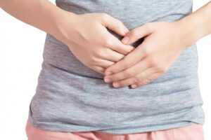 50后好发胰脏癌,留意背痛、上腹痛等8征兆!医:积极治疗“癌王”也能被控制