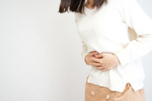 血便以为是痔疮出血,结果竟大肠癌3期!4风险群需定期检查,没症状就是最大威胁