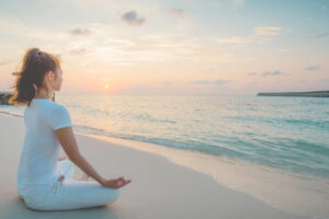 卵巢癌好发于50岁后,是妇科最常见癌症!治疗不要等、不要停,医师图文重点提醒