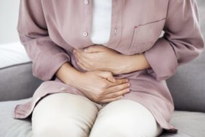 ?心想吐、上腹痛还有胆结石，是胆囊癌？医：6个高危险因子要注意，做这检查才心安