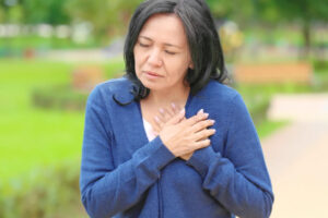 45岁后，“心肌梗塞”风险快速拉高！马偕副院长示警8危险因子，天气骤变更要注意