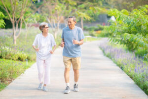 3个月没运动马上恢复运动强度,足底筋膜炎来作怪!做对这些事降低发炎、运动伤害