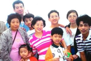 “妈妈,我没有不要你!”将失智母亲送安养院,真的是我最好的选择